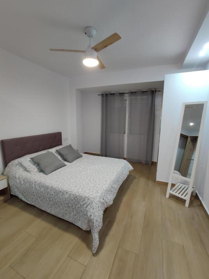 Piso 3 dormitorios renovado centro urbano Dénia Denia Exterior foto